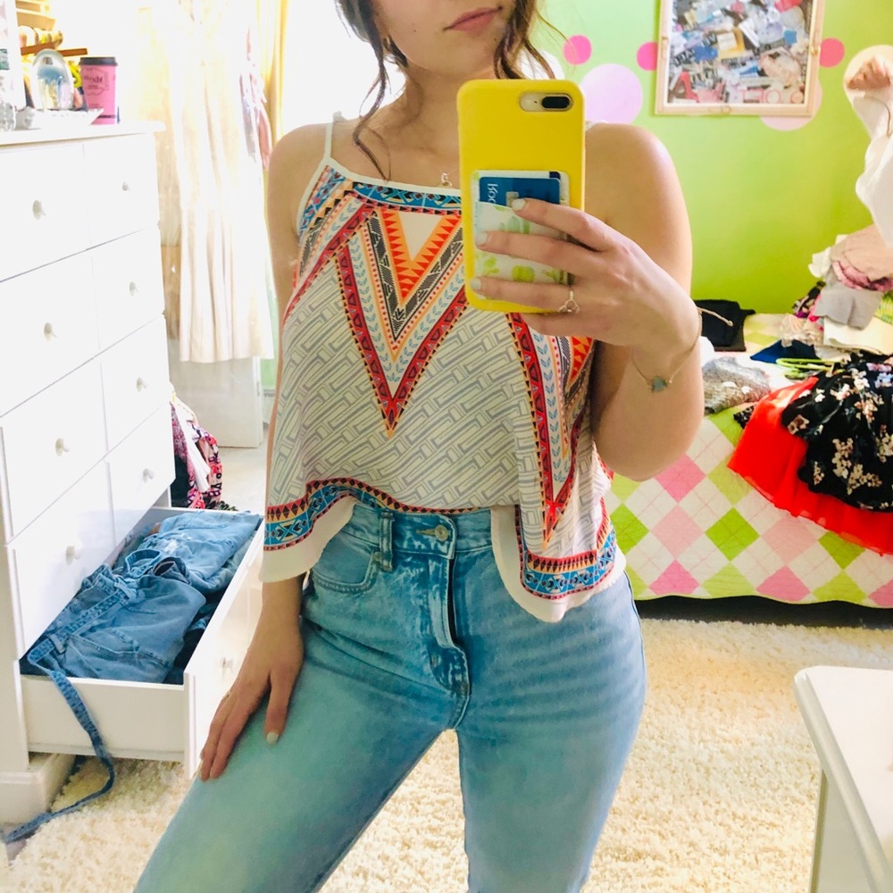 Patterned cropped small tank top